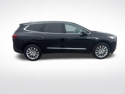 Used 2020 Buick Enclave Essence w/ Sound and Sites Package FWD image 6