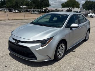 Used 2025 Toyota Corolla LE FWD video 1