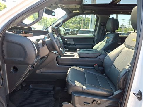Used 2026 Ford Expedition Tremor AWD/4WD image 14