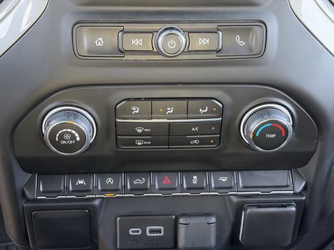 Certified 2023 Chevrolet Silverado 1500 Custom RWD image 29