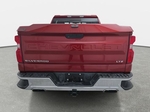 Used 2019 Chevrolet Silverado 1500 LTZ w/ LTZ Premium Package image 6