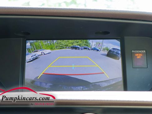 Used 2016 Lexus ES 350 w/ Luxury Package w/Wood Trim FWD image 29