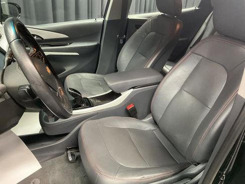 Used 2021 Chevrolet Bolt Premier w/ Infotainment Package image 12