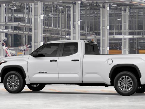 New 2026 Toyota Tundra SR5 AWD/4WD image 7
