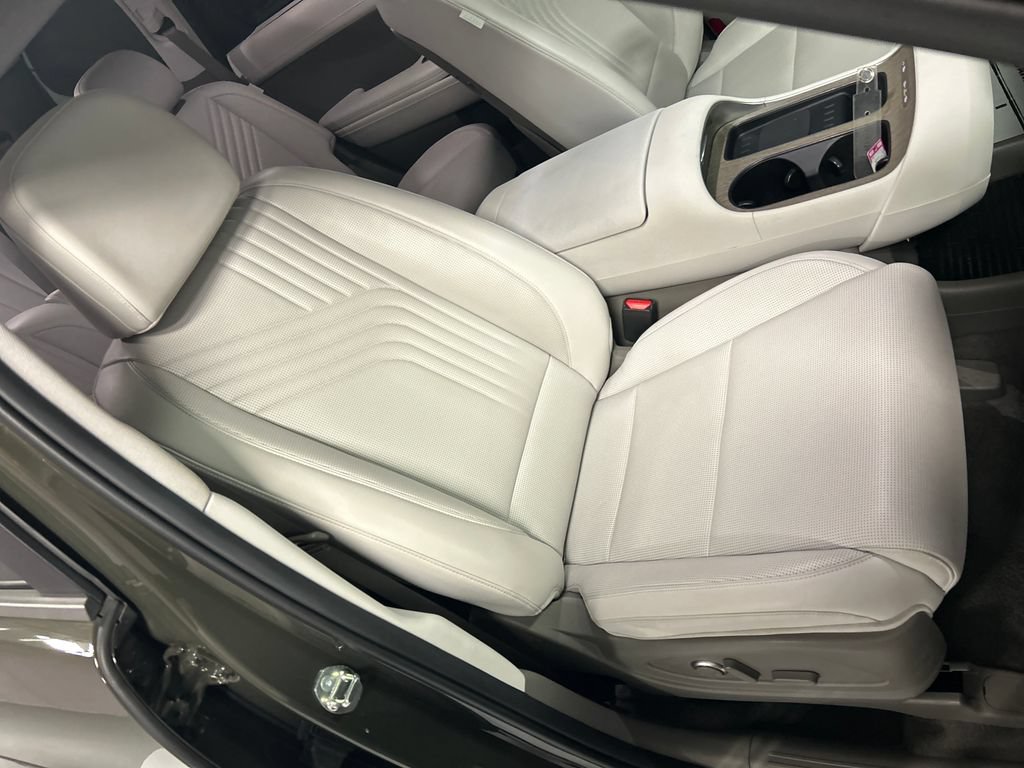 Used 2026 Hyundai Palisade SEL FWD image 25