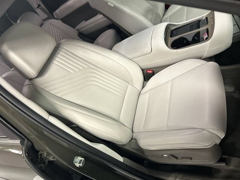 Used 2026 Hyundai Palisade SEL FWD image 25