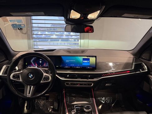 Used 2024 BMW X5 M60i AWD/4WD image 44
