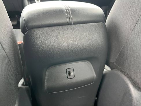 Used 2025 Nissan Sentra SV FWD image 23