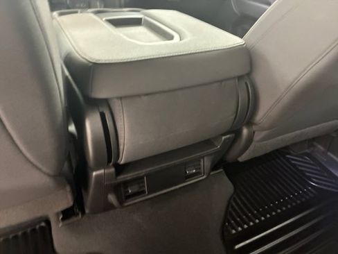 Certified 2022 Chevrolet Silverado 2500 Custom w/ Custom Convenience Package AWD/4WD image 19