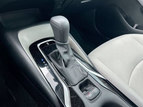 Certified 2022 Toyota Corolla LE FWD image 24