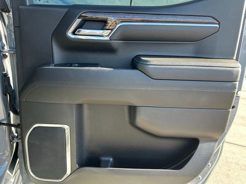 Used 2024 GMC Sierra 1500 Elevation w/ Elevation Premium Package image 31