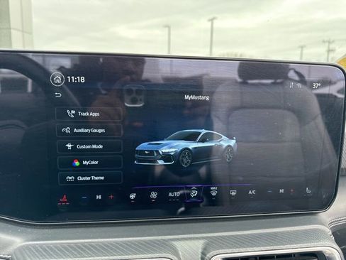 Used 2024 Ford Mustang Premium image 26
