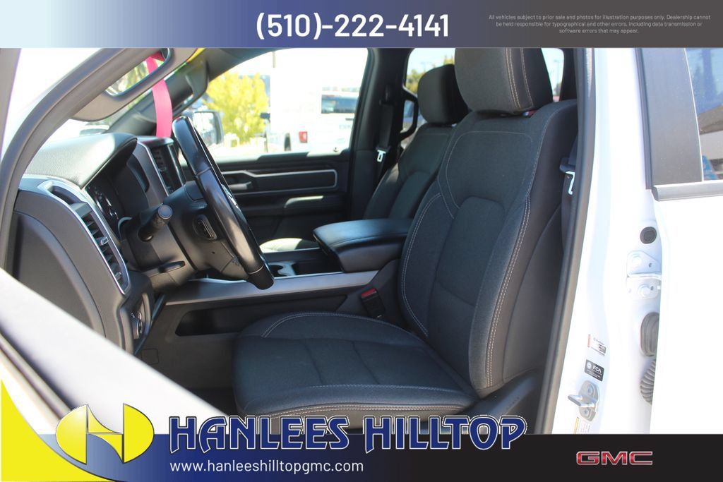 Used 2022 RAM 1500 Big Horn AWD/4WD image 12