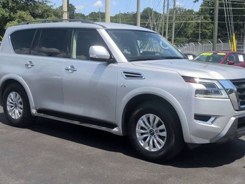 Used 2021 Nissan Armada SV AWD/4WD image 2