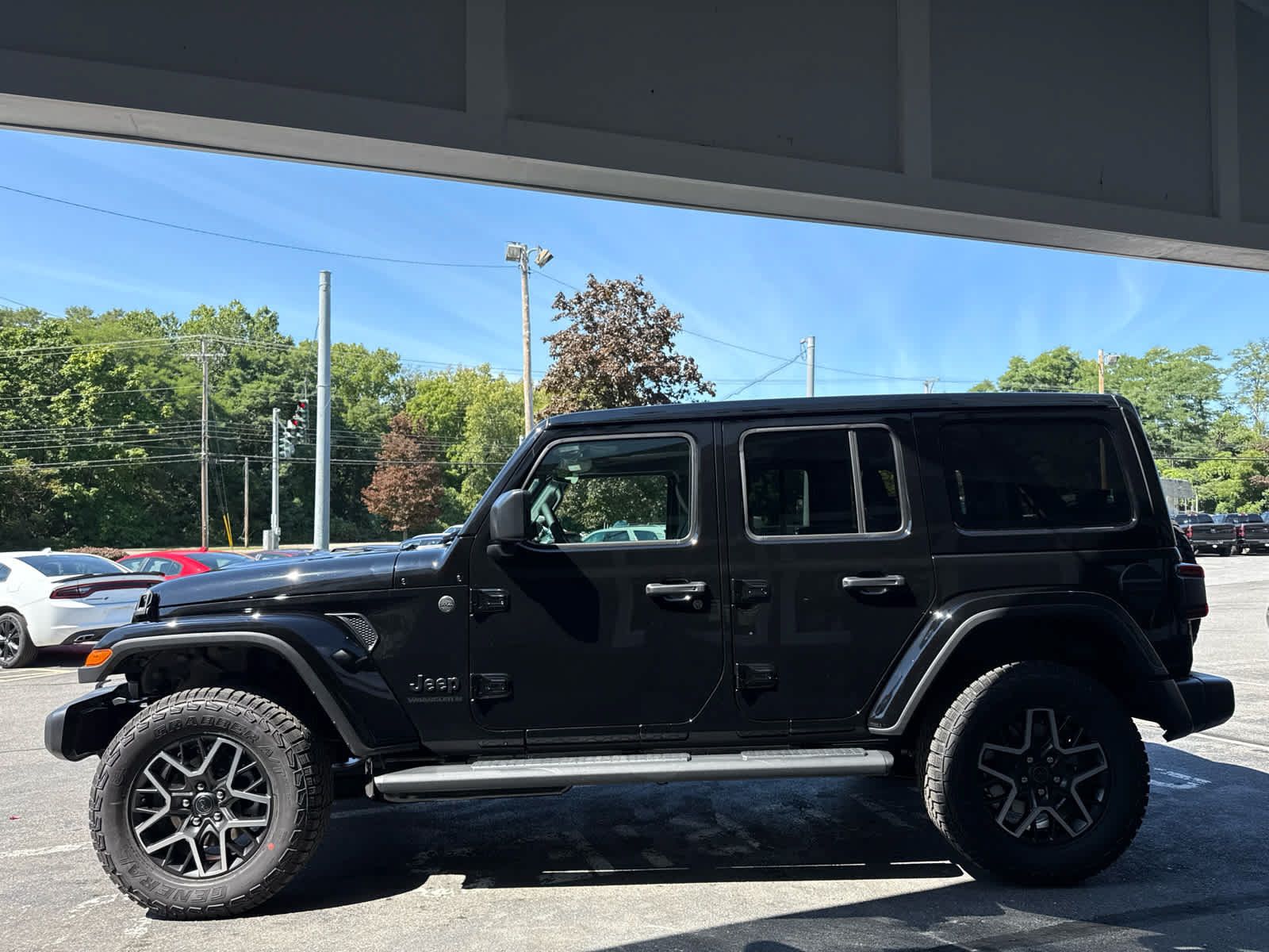 New 2027 Jeep Wrangler Unlimited Sahara AWD/4WD image 4