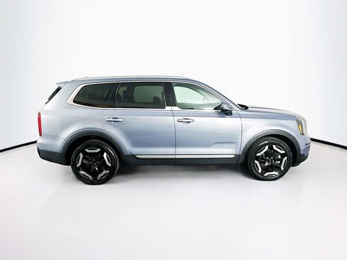 Used 2025 Kia Telluride S image 10