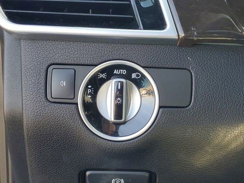 Used 2017 Mercedes-Benz GLS 450 4MATIC image 21