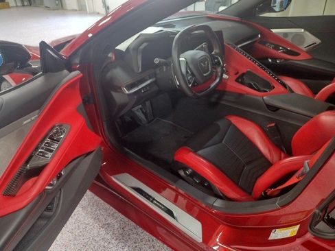 Used 2021 Chevrolet Corvette Stingray Preferred Conv w/ Z51 Performance Package RWD image 19