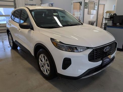 Certified 2024 Ford Escape Active AWD/4WD image 7