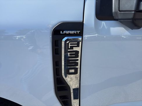 New 2026 Ford F350 Lariat w/ Lariat Premium Package image 16