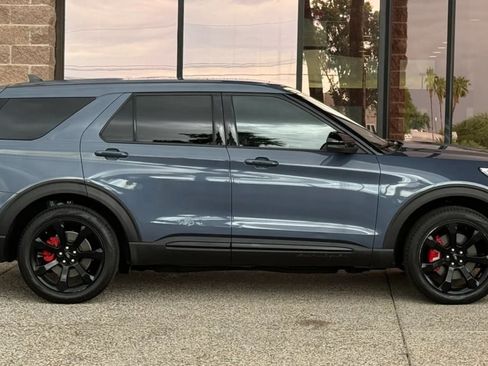 Used 2021 Ford Explorer ST w/ Equipment Group 401A AWD/4WD image 14