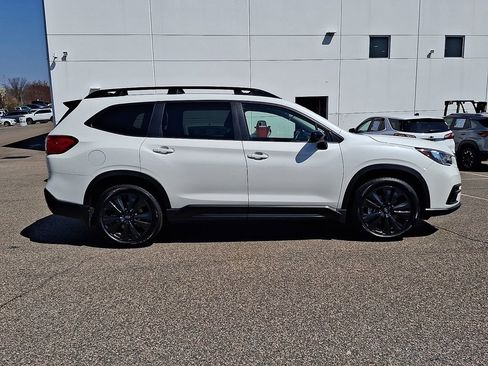 Used 2022 Subaru Ascent Onyx Edition AWD/4WD image 10