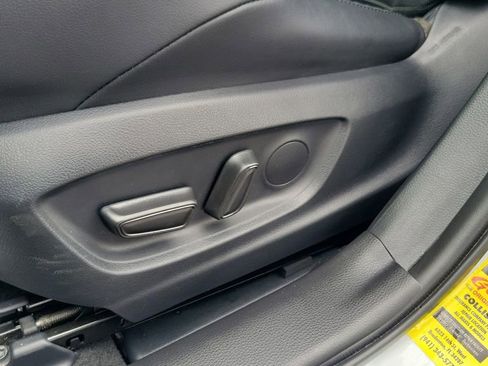 Used 2025 Toyota Corolla XSE FWD image 16