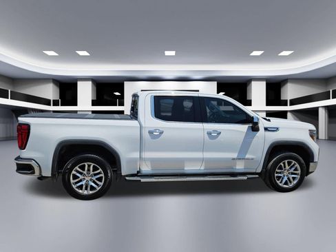 Used 2020 GMC Sierra 1500 SLT RWD image 6
