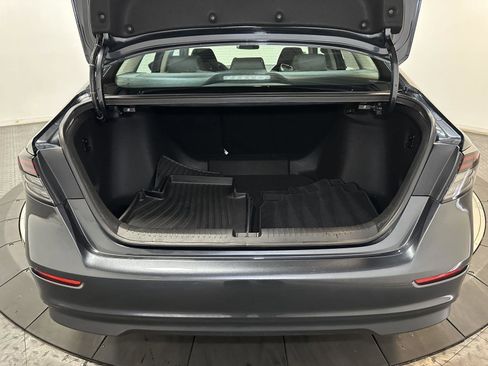 Certified 2025 Honda Accord SE image 33