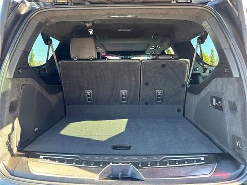 Used 2021 Cadillac Escalade ESV Sport Platinum image 20