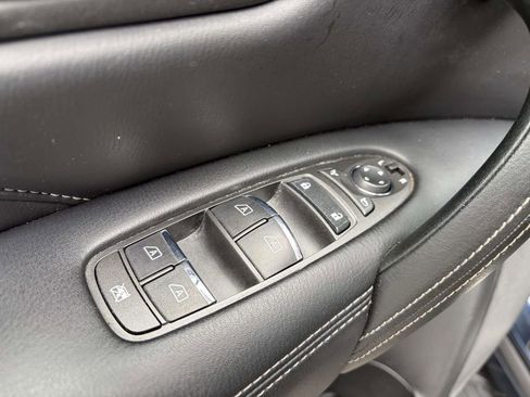 Used 2024 INFINITI QX80 Luxe RWD image 16