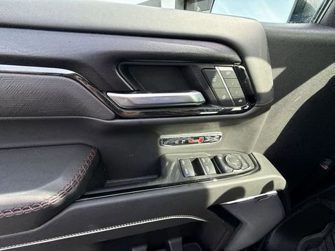 Certified 2025 GMC Sierra 1500 AT4X w/ AT4X AEV Edition AWD/4WD image 30