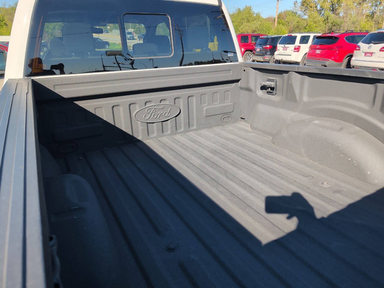 Used 2017 Ford F150 XLT w/ Equipment Group 302A Luxury AWD/4WD image 13