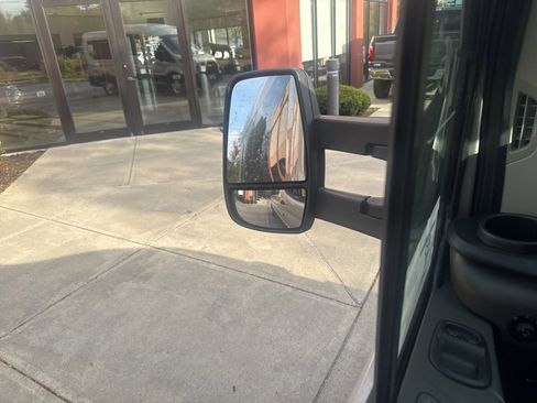 New 2025 Ford Transit 350 XL image 38