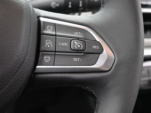 Used 2024 Jeep Compass Limited AWD/4WD image 30