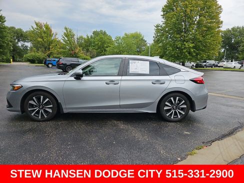 Used 2024 Honda Civic EX-L image 1