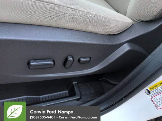 Used 2019 Ford Escape SE AWD/4WD image 12