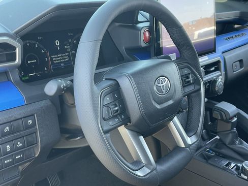 New 2026 Toyota Tacoma TRD Off-Road AWD/4WD image 11