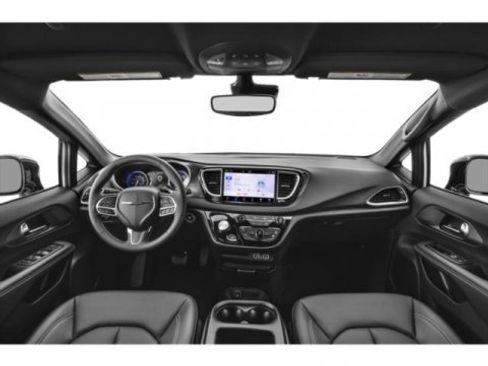 New 2026 Chrysler Voyager LX image 10