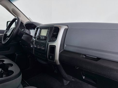 Used 2019 RAM 1500 Classic SLT image 28