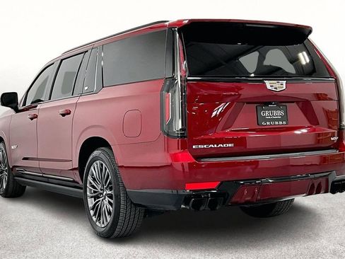 Used 2023 Cadillac Escalade ESV V image 15