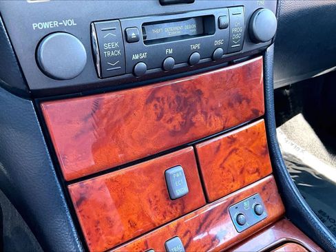 Used 2004 Lexus LS 430 RWD image 32
