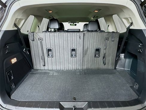 Used 2022 Subaru Ascent Limited w/ Popular Package #4 image 29