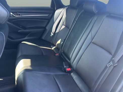 Used 2019 Honda Accord Sport image 12