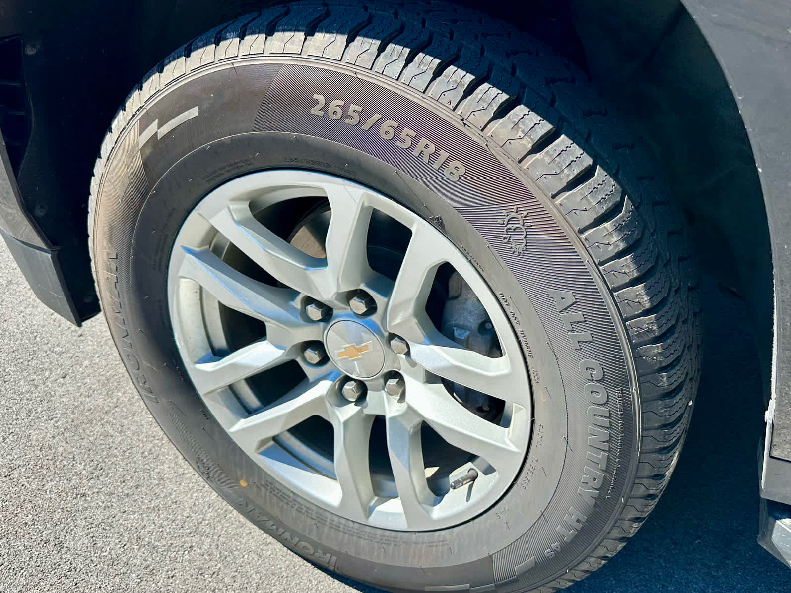 Used 2024 Chevrolet Tahoe LT AWD/4WD image 9