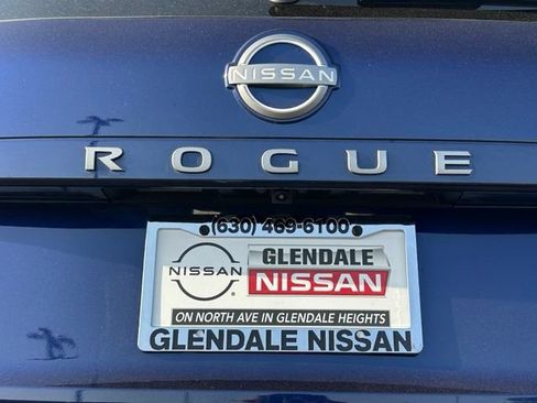 Used 2026 Nissan Rogue SL AWD/4WD image 12