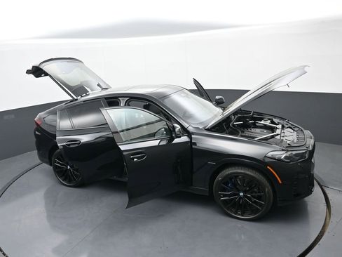 New 2026 BMW X6 xDrive40i w/ Executive Package AWD/4WD image 38