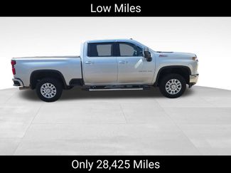 Used 2022 Chevrolet Silverado 2500 LTZ w/ LTZ Plus Package AWD/4WD video 2