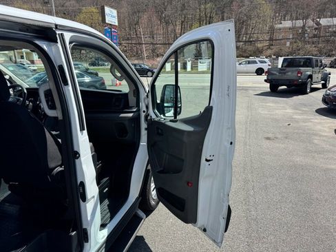 Used 2020 Ford Transit 350 XLT image 23