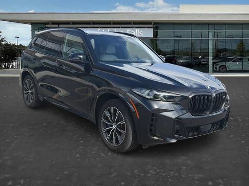 Used 2026 BMW X5 M60i AWD/4WD image 1